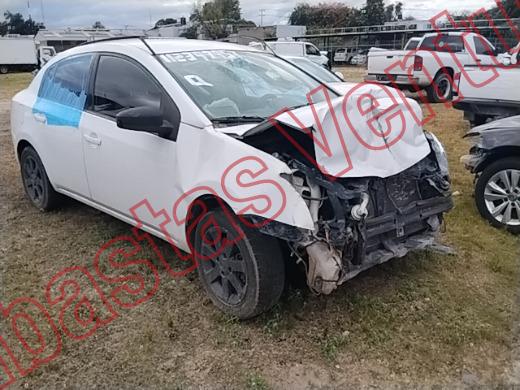 NISSAN SENTRA 2009, foto 3 de 19