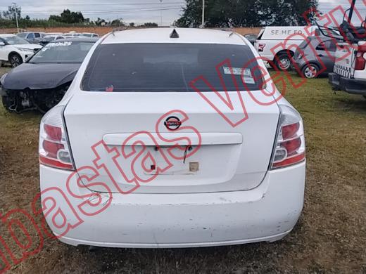 NISSAN SENTRA 2009, foto 6 de 19