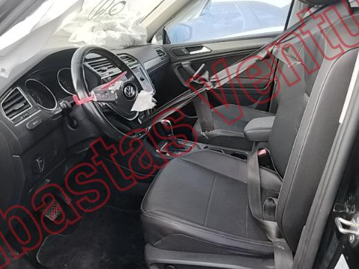 VOLKSWAGEN TIGUAN 2019, foto 17 de 19