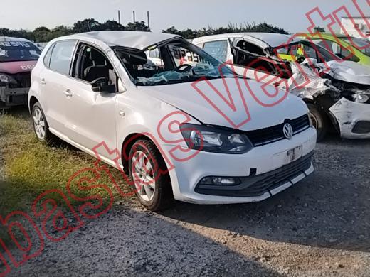 VOLKSWAGEN POLO 2015, foto 4 de 19