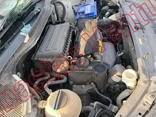 VOLKSWAGEN POLO 2015, foto 11 de 19