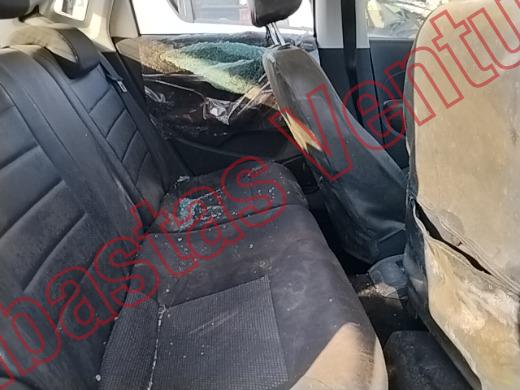 VOLKSWAGEN POLO 2015, foto 13 de 19