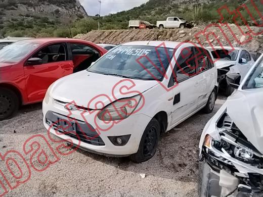 FORD FIESTA 2012, foto 1 de 19