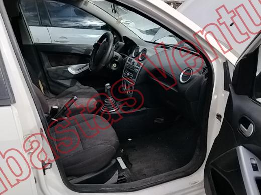FORD FIESTA 2012, foto 12 de 19