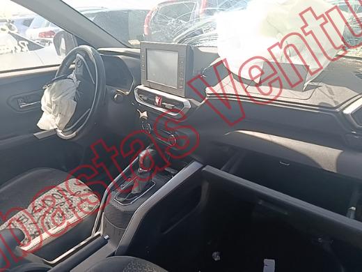 TOYOTA RAIZE 2022, foto 14 de 19