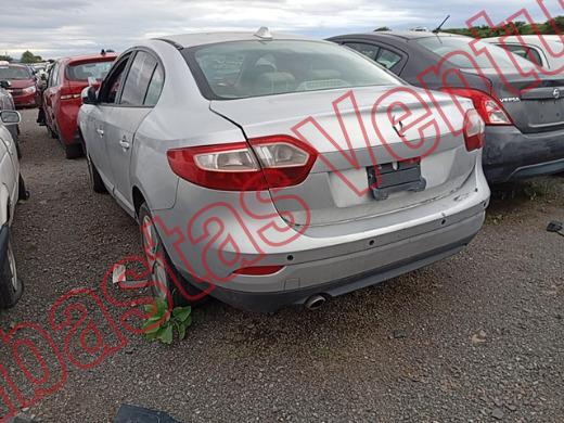 RENAULT FLUENCE 2012, foto 7 de 19
