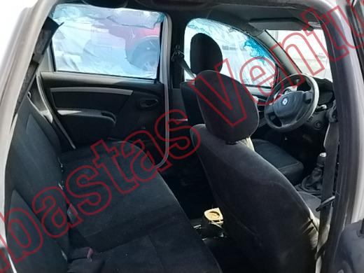 RENAULT DUSTER 2020, foto 13 de 19