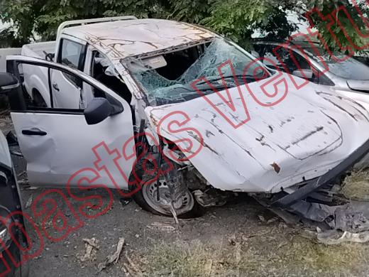 NISSAN FRONTIER 2021, foto 3 de 19