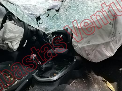 NISSAN FRONTIER 2021, foto 14 de 19