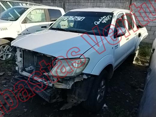 TOYOTA HILUX 2009, foto 1 de 19