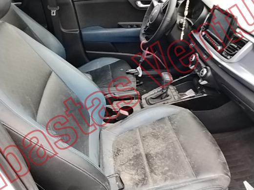 KIA RIO 2023, foto 12 de 19