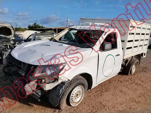 NISSAN ESTACAS 2020, foto 1 de 19