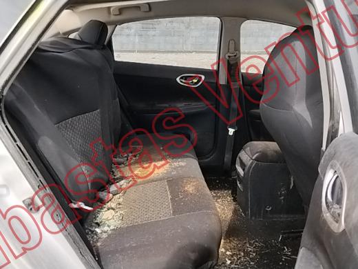 NISSAN SENTRA 2017, foto 13 de 19