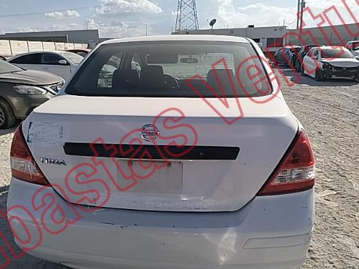 NISSAN TIIDA 2018, foto 6 de 19