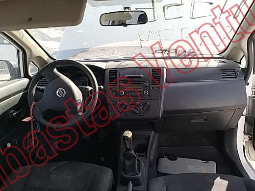 NISSAN TIIDA 2018, foto 14 de 19