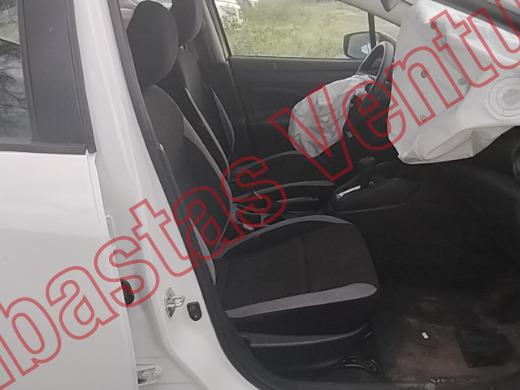 NISSAN VERSA 2025, foto 12 de 19