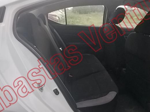 NISSAN VERSA 2025, foto 13 de 19