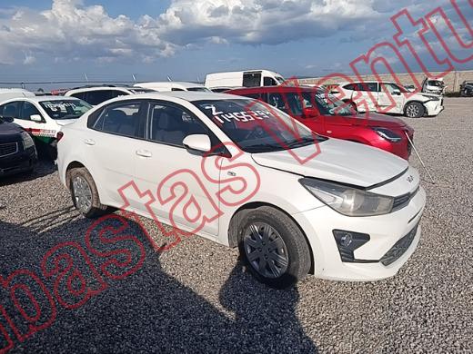 KIA RIO 2022, foto 4 de 19