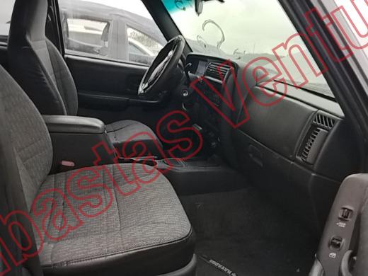CHRYSLER CHEROKEE 2000, foto 12 de 19