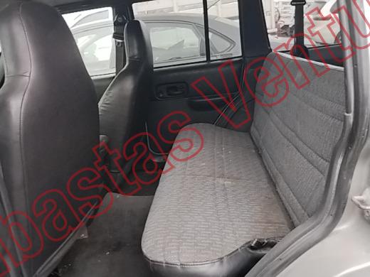CHRYSLER CHEROKEE 2000, foto 16 de 19