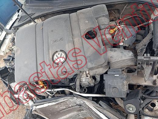 VOLKSWAGEN PASSAT 2016, foto 10 de 19