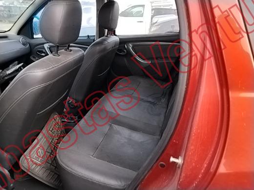 RENAULT DUSTER 2014, foto 16 de 19
