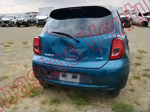 NISSAN MARCH 2016, foto 6 de 19