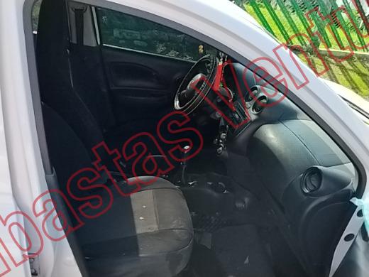 NISSAN MARCH 2016, foto 12 de 19