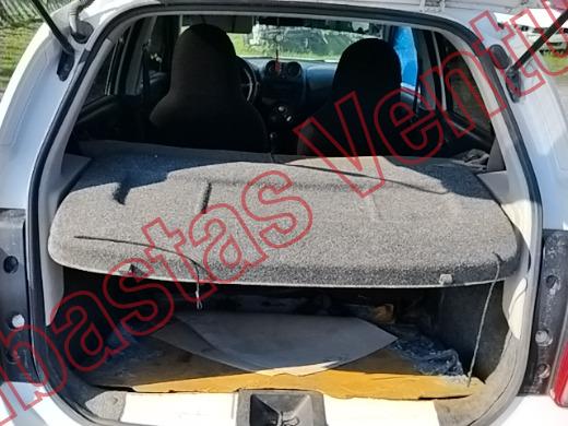 NISSAN MARCH 2016, foto 15 de 19