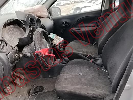 NISSAN MARCH 2016, foto 17 de 19