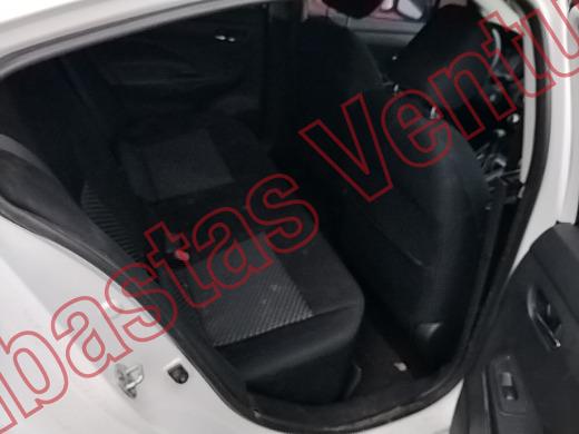 NISSAN VERSA 2022, foto 13 de 19