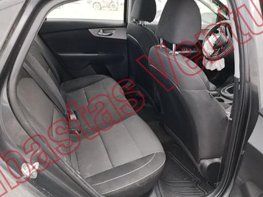 KIA FORTE   2023, foto 13 de 19