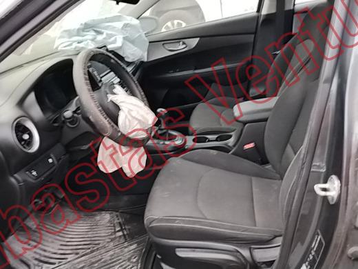 KIA FORTE   2023, foto 17 de 19