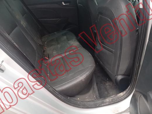 HYUNDAI ACCENT 2022, foto 13 de 19