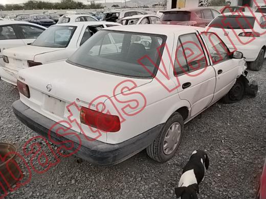 NISSAN TSURU 2010, foto 5 de 19