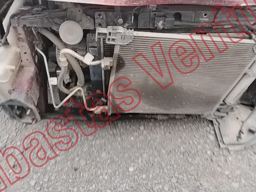 NISSAN VERSA 2018, foto 18 de 19