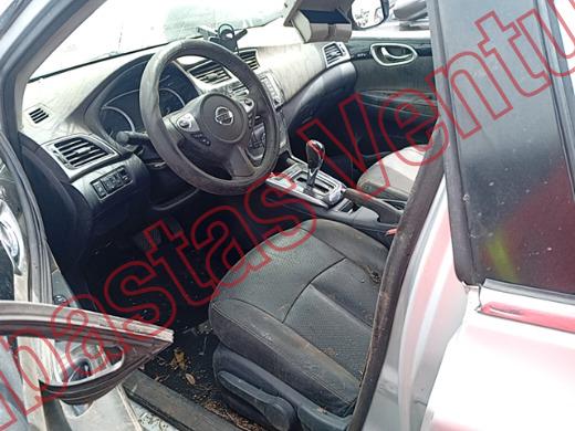 NISSAN SENTRA 2018, foto 17 de 19