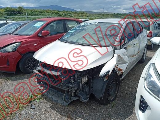 NISSAN VERSA 2020, foto 1 de 19
