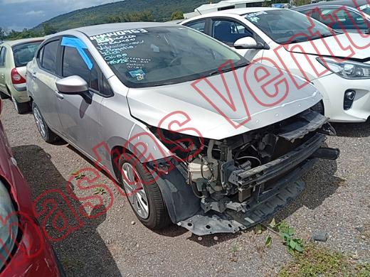 NISSAN VERSA 2020, foto 3 de 19