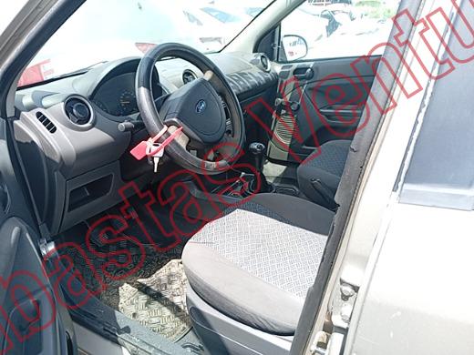 FORD FIESTA 2007, foto 17 de 19