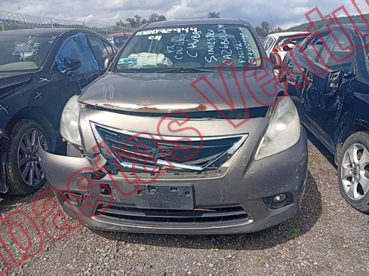 NISSAN VERSA 2012, foto 2 de 19