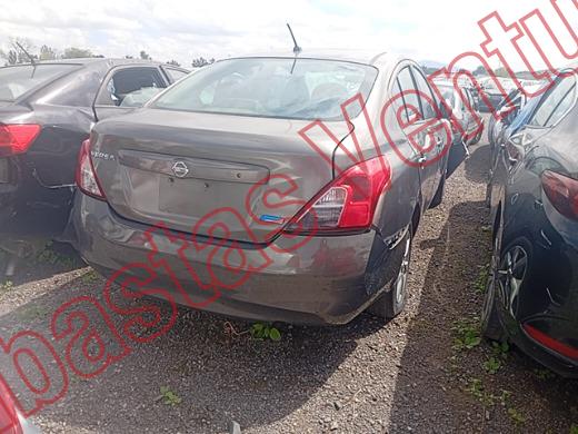 NISSAN VERSA 2012, foto 5 de 19