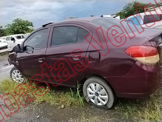 DODGE ATTITUDE 2018, foto 8 de 19