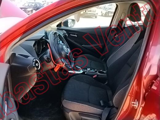 MAZDA MAZDA 2 2025, foto 17 de 19