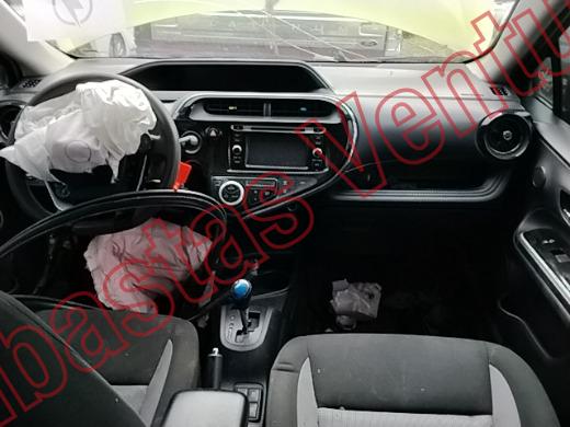 TOYOTA PRIUS 2019, foto 14 de 19