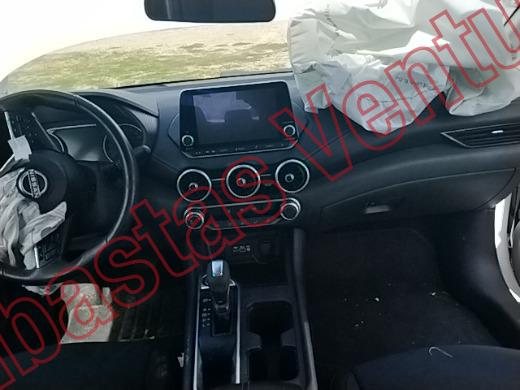 NISSAN SENTRA 2024, foto 14 de 19