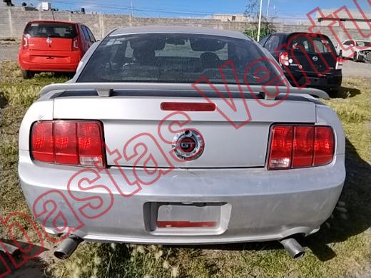 FORD MUSTANG 2005, foto 6 de 19
