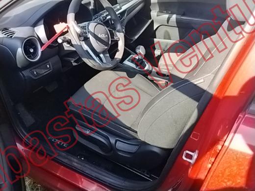 KIA FORTE   2022, foto 17 de 19