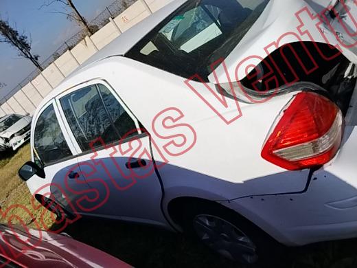 NISSAN TIIDA 2018, foto 8 de 19