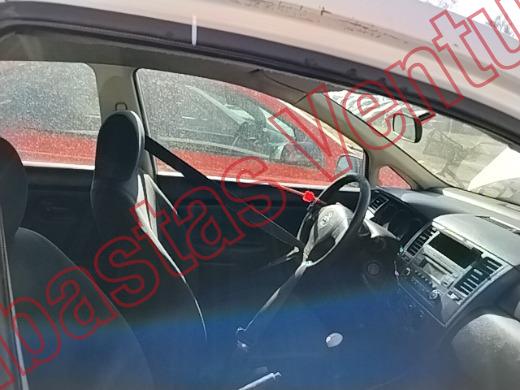 NISSAN TIIDA 2018, foto 12 de 19